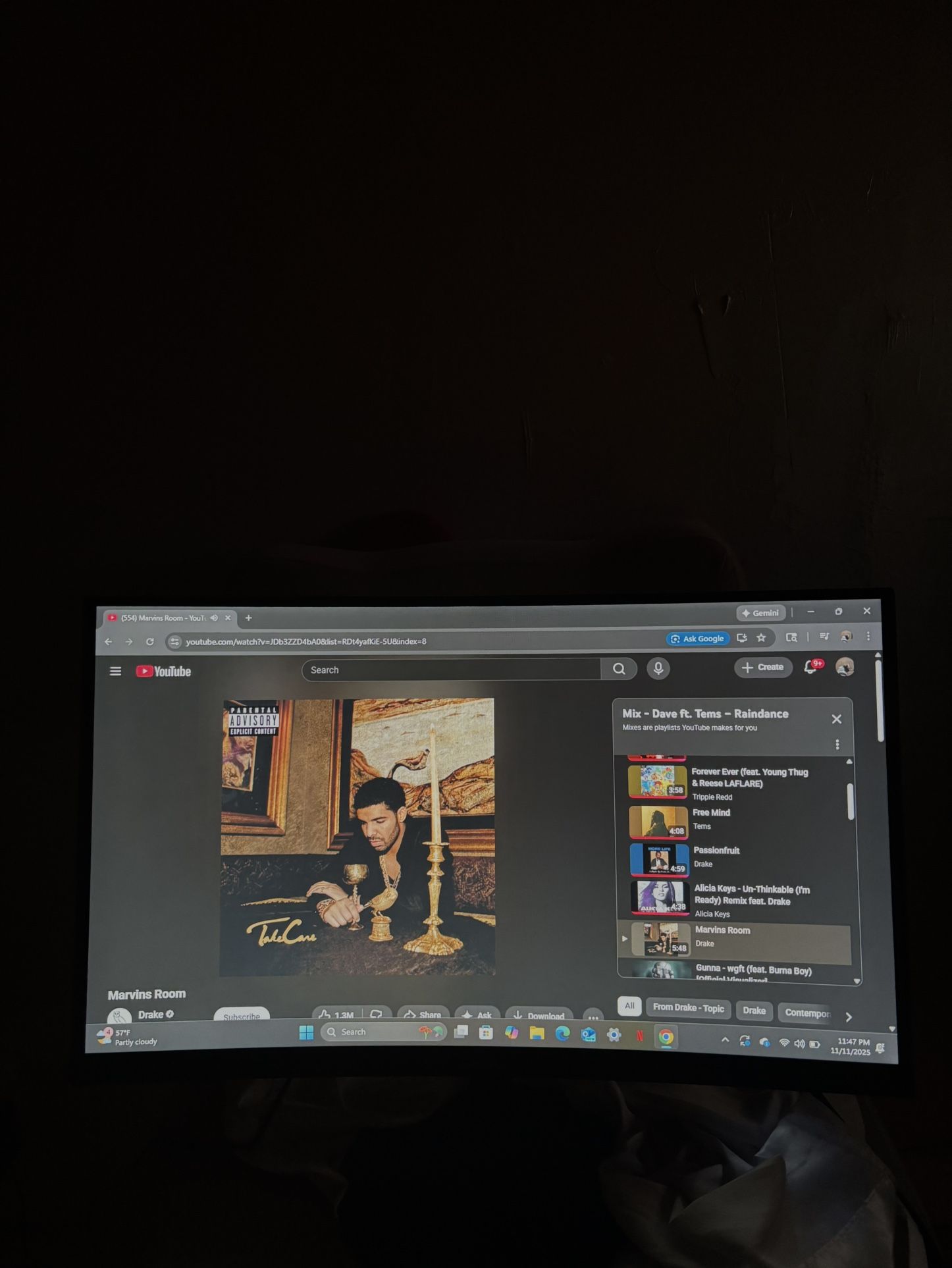 Koorui 24 Inch Curved Monitor 