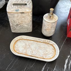 Jonathan Adler Bathroom Set 