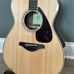 Upgraded Yamaha FS830 Concert Size Acoustic Guitar Rosewood Back and Sides Solid Spruce Top