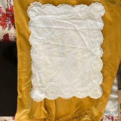 4vintage White Eyelet Rectangle Doilies InUsed