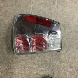 Used Left 2007 Equinox Taillight