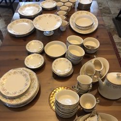 Lenox China Dinner  Set 