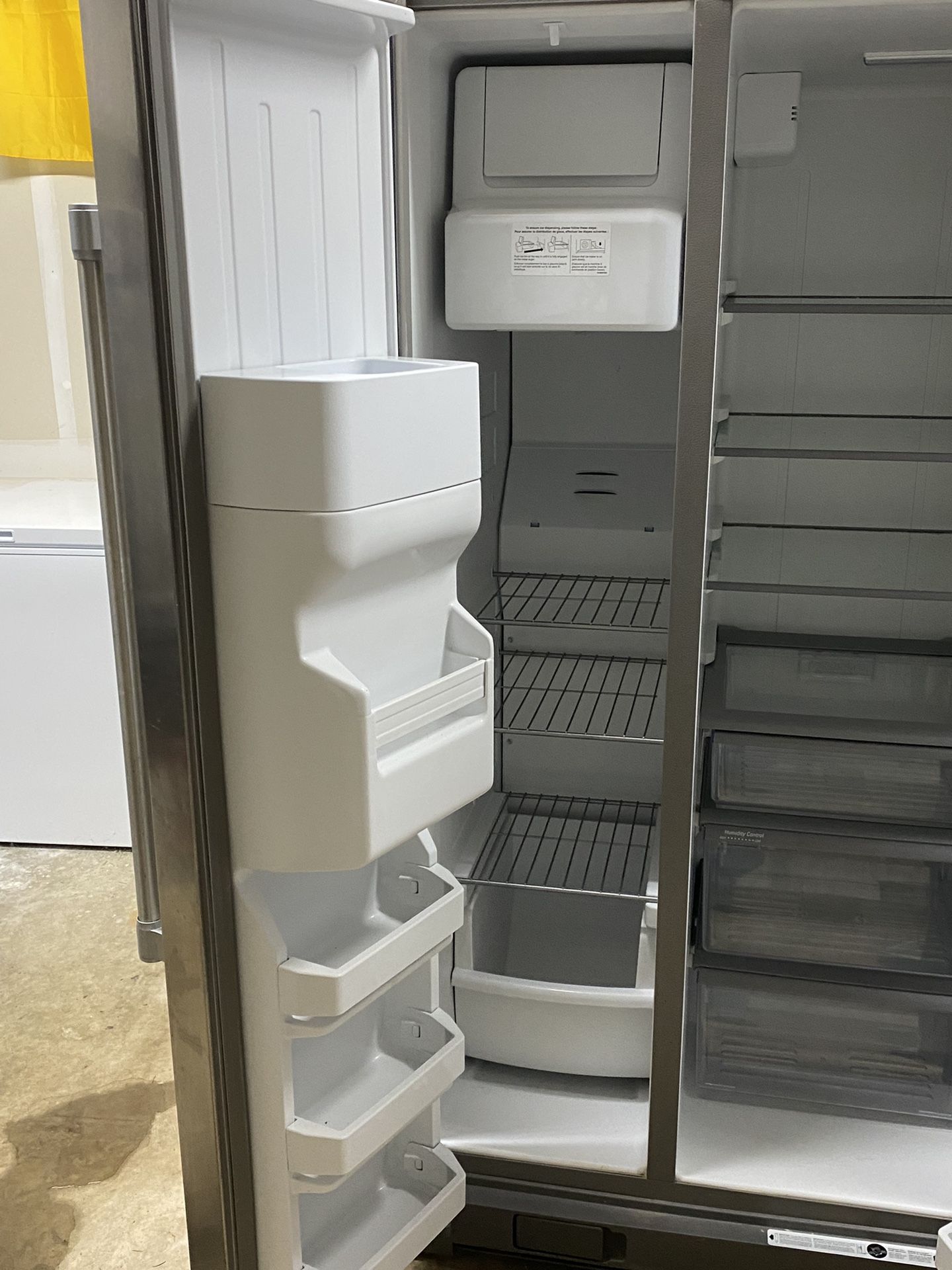Maytag Fridge/Freezer for Sale in Yelm, WA OfferUp