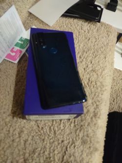 Motorola One Hyper — Cracked Screen, Water Damage