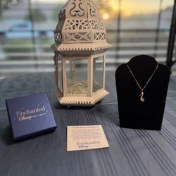 Disney Enchanted “Cinderella” Pendant Necklace 