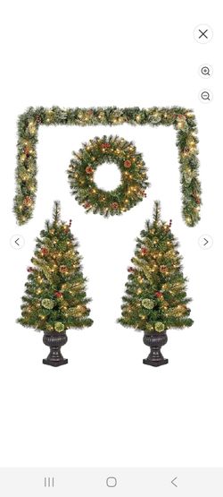 Holiday Living 4-Piece Holiday Décor Set