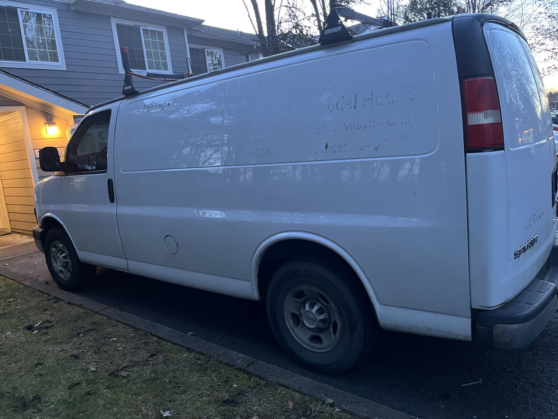 2009 GMC Savana