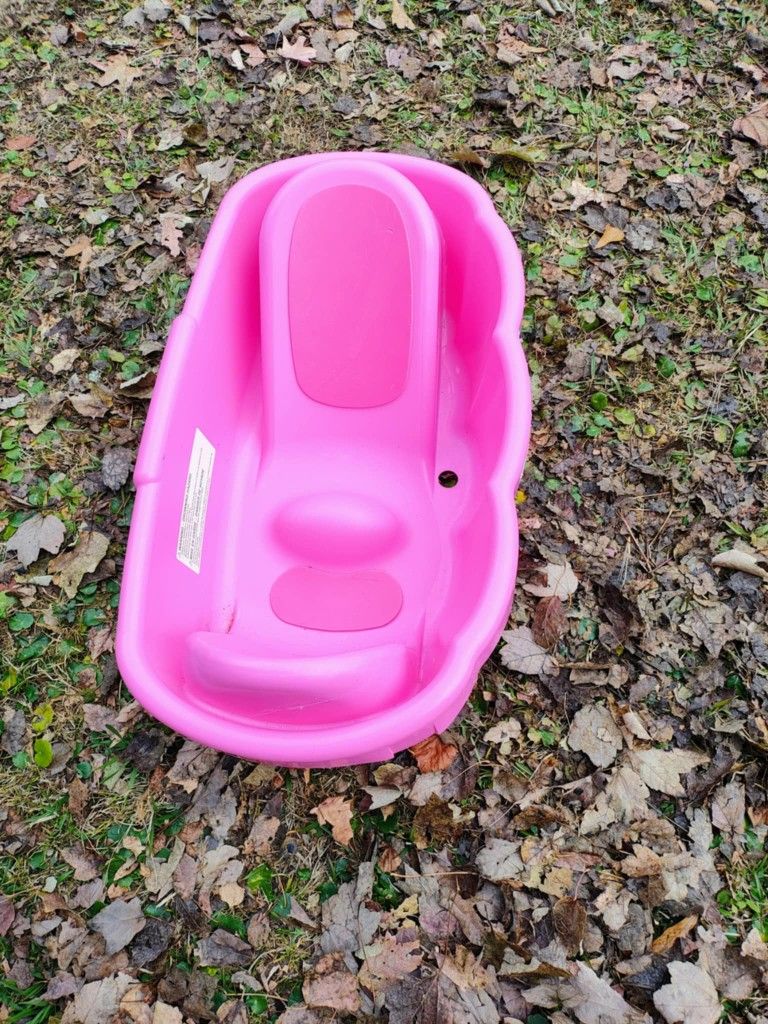 Minnie Mouse Baby Tub