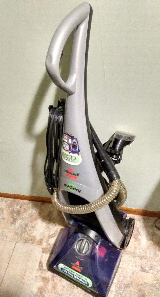 Bissell  Carpet, Rug  & Upholstery Cleaner PRO DRY Model. Barely used. Can't Purchase Anywhere.