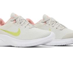 9.5M/11w Nike Flex Experience RN Pink Light Bone Atomic Green