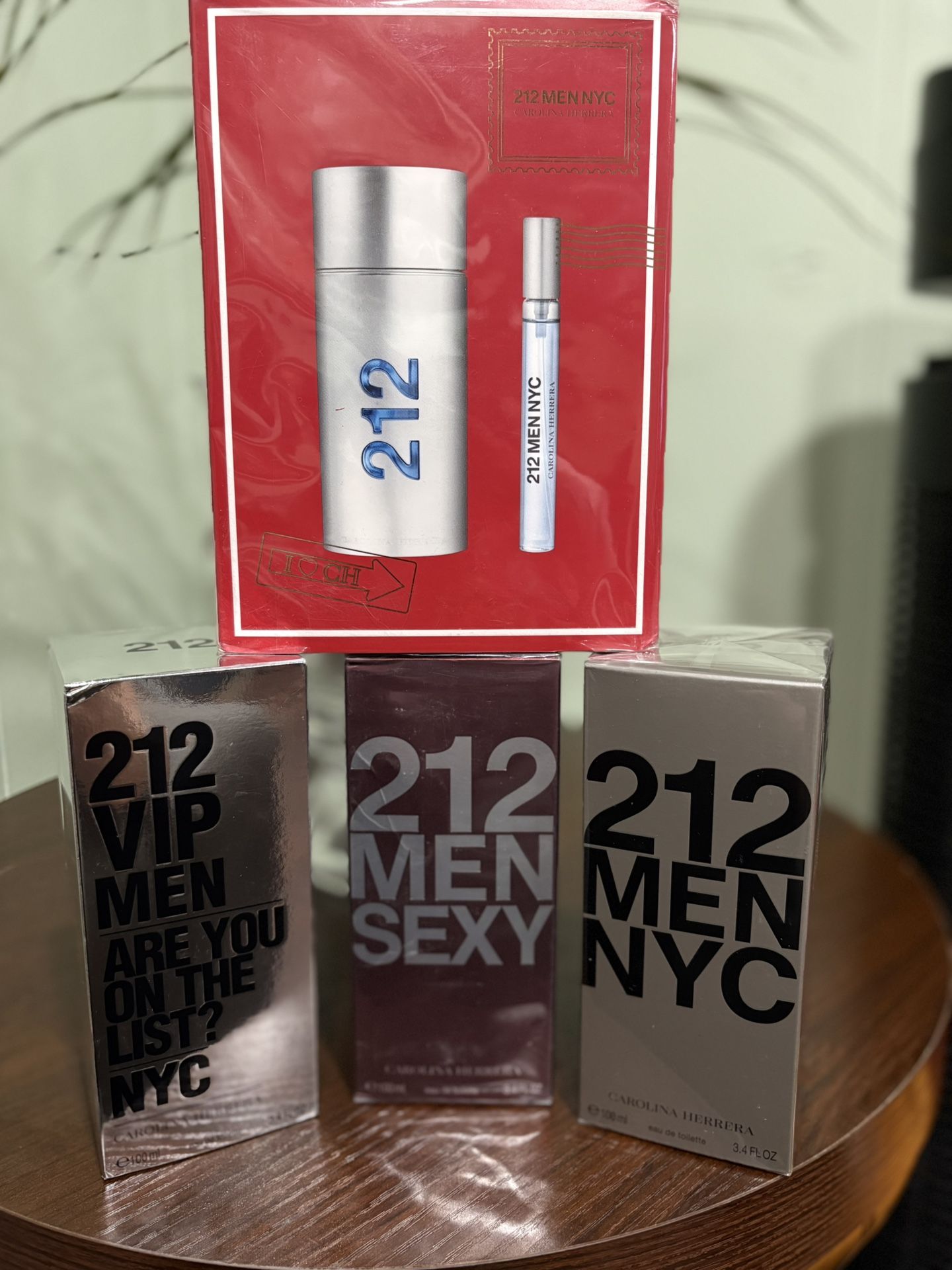 Carolina Herrera 212 Lineup Perfumes