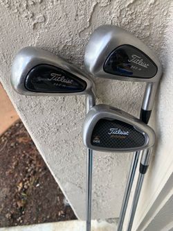 TITLEIST IRONS