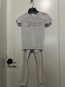Girls 2 piece Outfit
