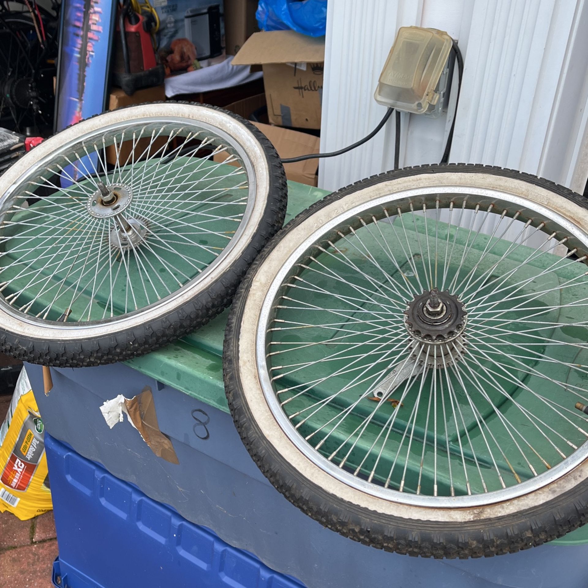Vintage 72 Spoke Bicycle rims off vintage Schwinn folding bike