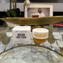 Sol de Janeiro  Bum Bum Body Scrub💛