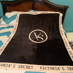 New VS Throw blanket