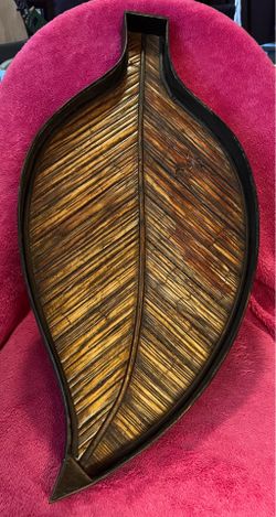 Vintage Bamboo 25” x 12” x 1.5” Leaf Wall Hanging Basket NEW!