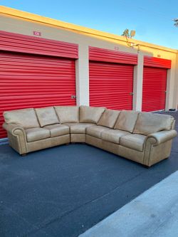 Premium Leather Sectional - DELIVERY AVAILABLE