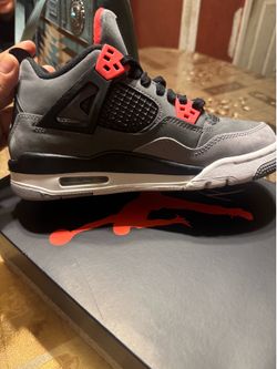 Jordan retro 4