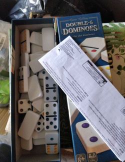 Dominoes Set