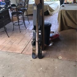 GOTAMA 128cm Skis