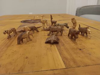 Wildlife Figurines