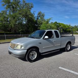 2003 Ford F-150 Lariat