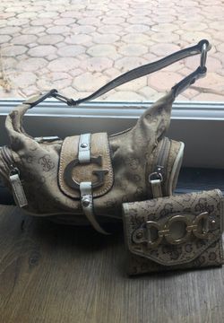Guess hand bag with wallet