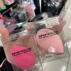 Infinite Glow Beauty Blender 