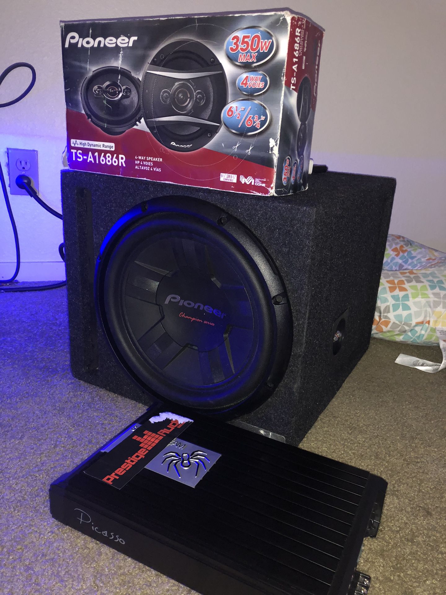 12” pioneer sub with box, Sound Stream 1000wat amp, 6 1/2” 4way speakers