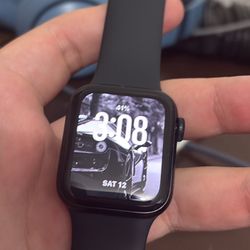 Apple Watch SE Like New