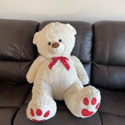 Large Valentine’s Day Bear