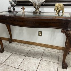 Hallway Table/ Mesa 