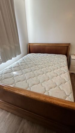 Queen bedroom set w/mattress