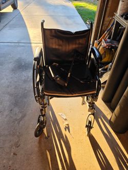 Drive wheelchair