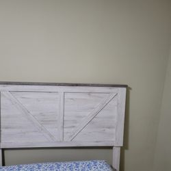 Queen Bedroom Set 