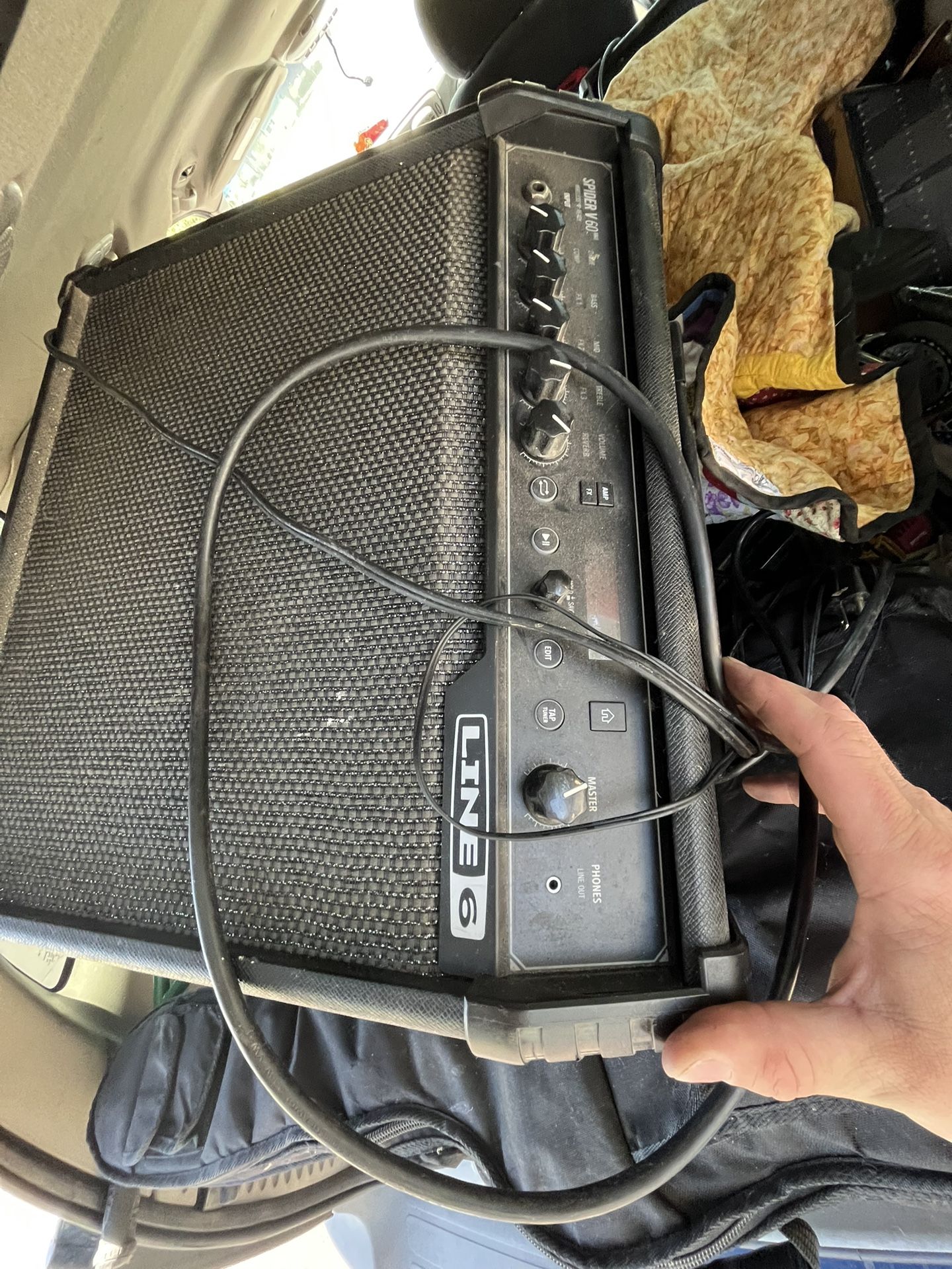 Banes Guitar An Line 6 Spider V60 Amp
