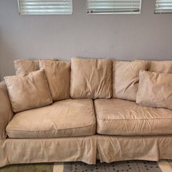 OVERSIZED SOFA & LOVESEAT 