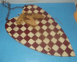 HEART Large 21" X 12" Folk Art nice for Valentines 💝 Day 