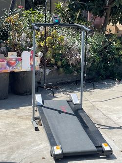 Sunny treadmill