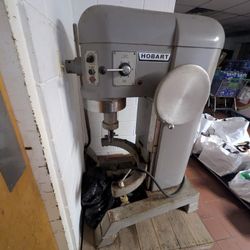 60qt HOBART MIXER H 600 - dough - bakery Equipment 