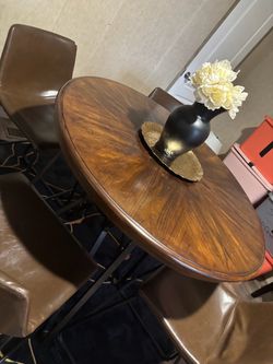 Dining set 4 feet diameter 38 high