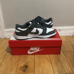 Nike Dunks Vintage Green New Never Worn Size 8