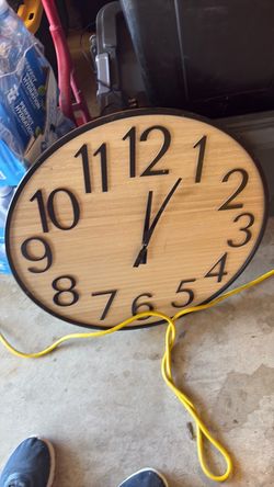Giant clock