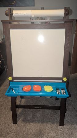 Kidkraft Deluxe Wooden Easel