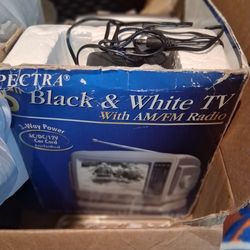 Spectra Vintage Black And White TV