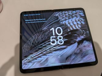 Google pixel fold black ( front screen does not work)