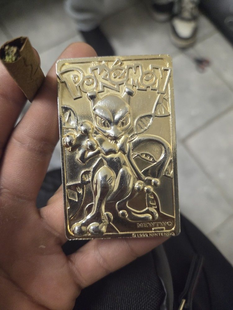 pokemon limited edition 23k gold plated trading card mewtwo Pokemon 23K Gold-Plated Trading Card Limited Edition