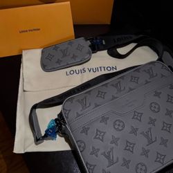LV Messenger Bags 