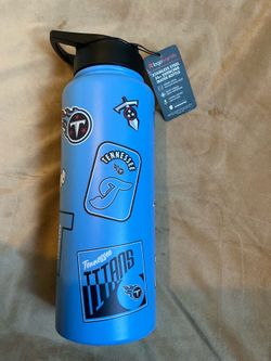 LogoBrands Tennessee Titans 34oz Quencher Stainless Bottle Screw-On Lid Blue